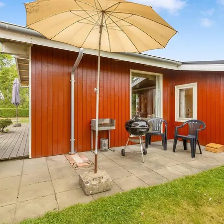 Semesterbostad Wiggi - 250m From The Sea By Interhome Egernsund